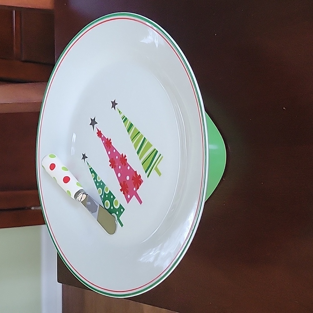 Handcrafted/upcycled Holiday appetizer/cake stand with coordinating spreader